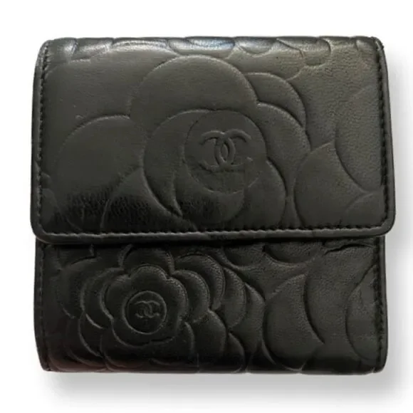 Chanel Black Lambskin Camellia Embossed Short Trifold Wallet - Picture 2 of 12
